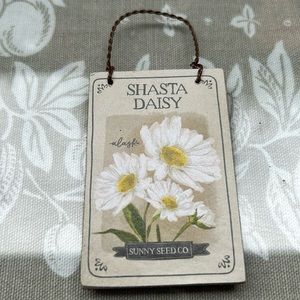 Dollhouse Wall Art Miniature Hanging Wood plaque Shasta Daisy Painting Flower